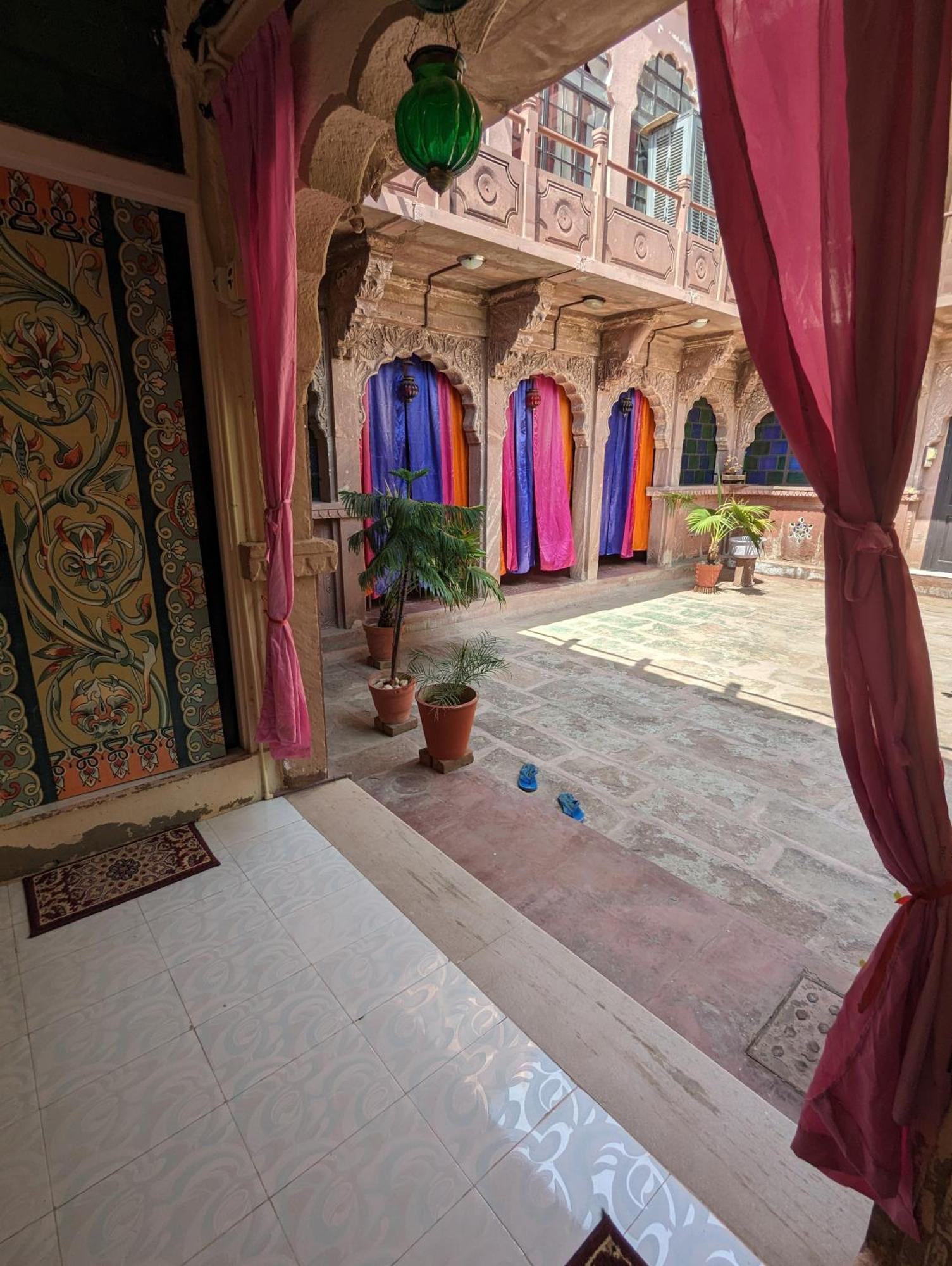 Sadar Haveli Heritage Джодхпур Экстерьер фото